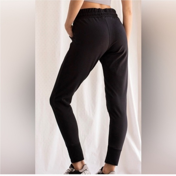 FREE PEOPLE FP MOVEMENT Sunny Skinny Sweatpants M - Black with hand pockets - Picture 2 of 6